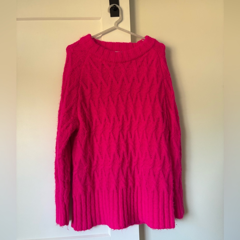 Women's Pink Sweater